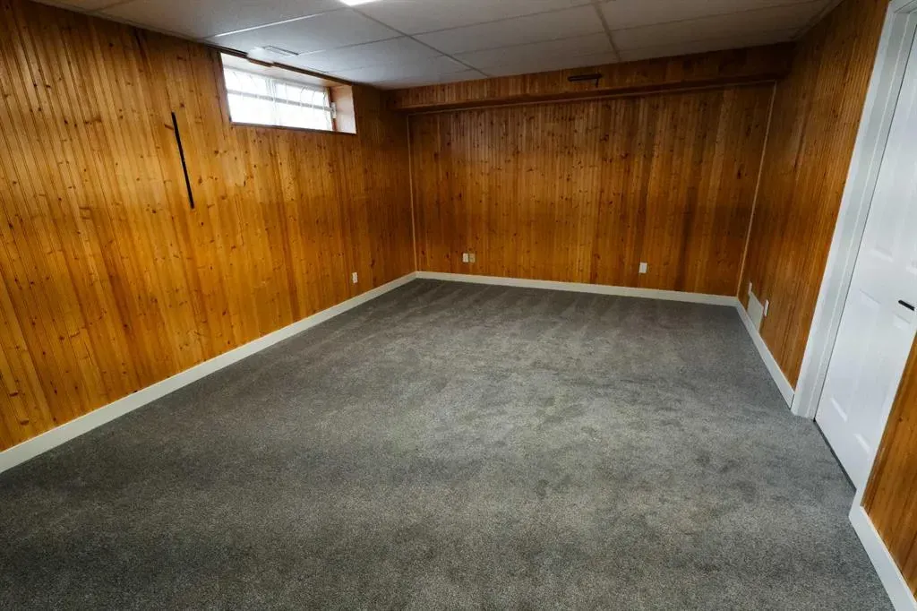 3 Whitmire Villas NE