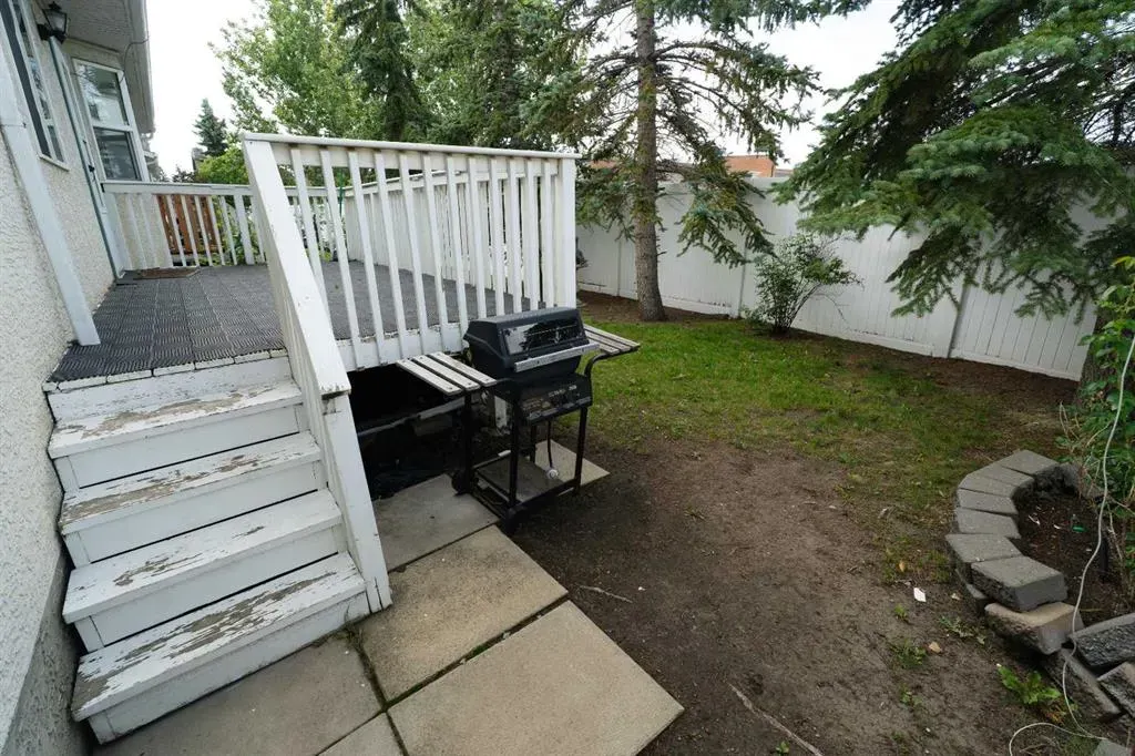 3 Whitmire Villas NE