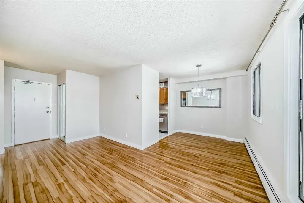 111 14 Avenue SE, #413