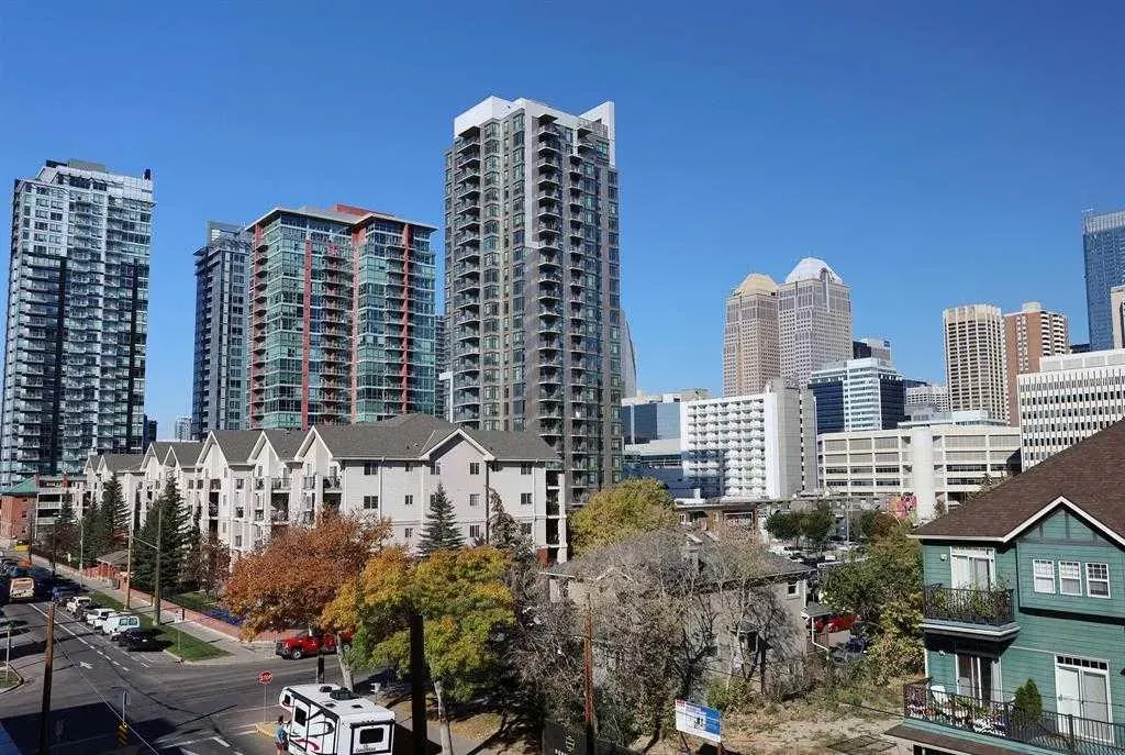 111 14 Avenue SE, #413