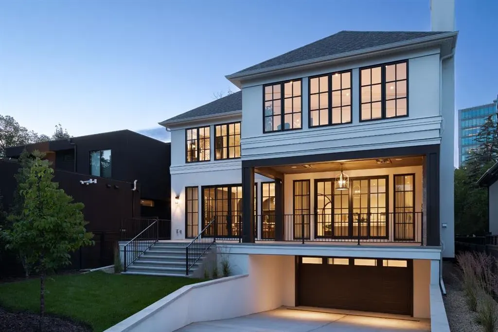 109 Roxboro Road SW