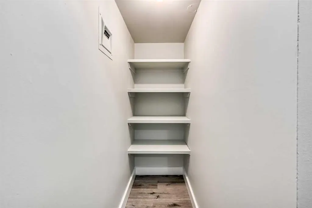 1027 Cameron Avenue SW, #103