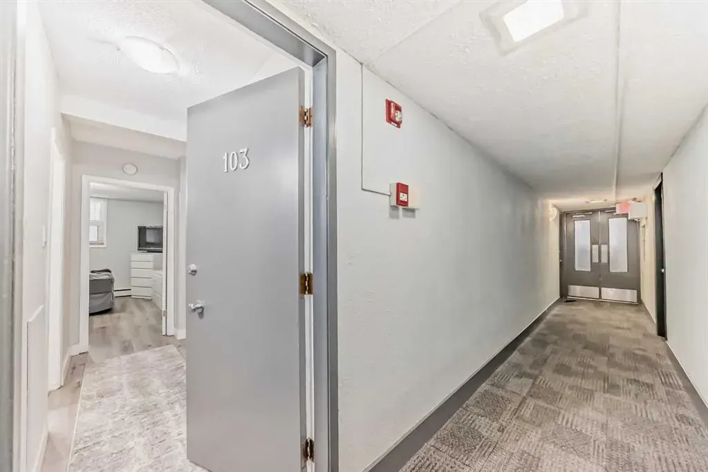 1027 Cameron Avenue SW, #103
