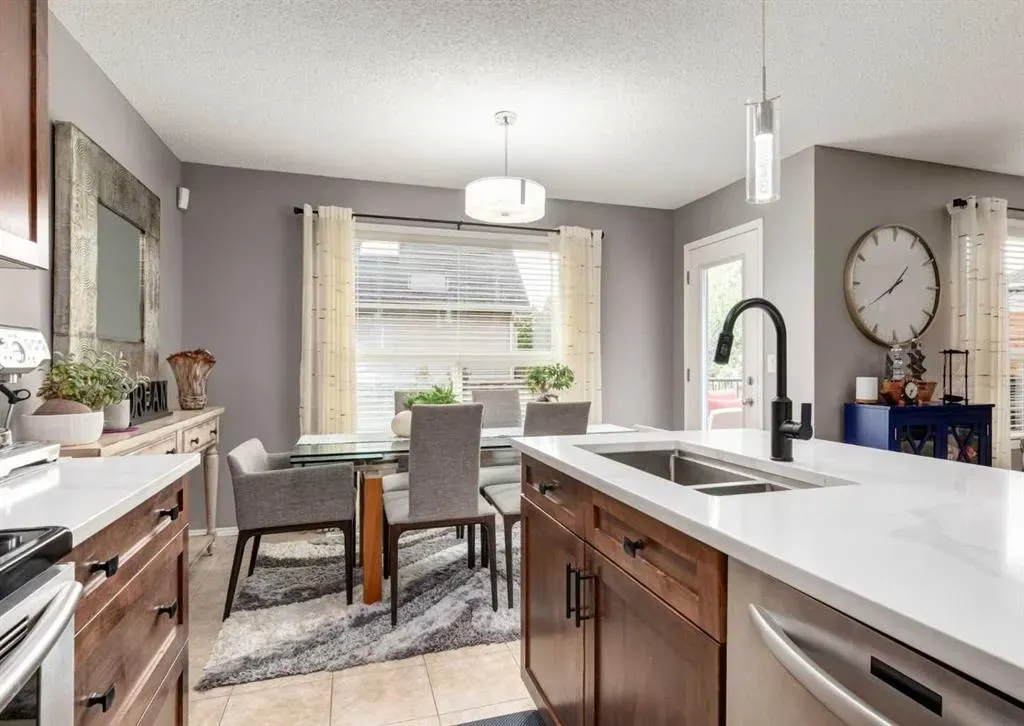 47 Brightonstone Grove SE