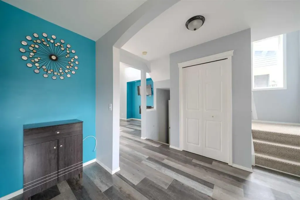 61 Everstone Avenue SW