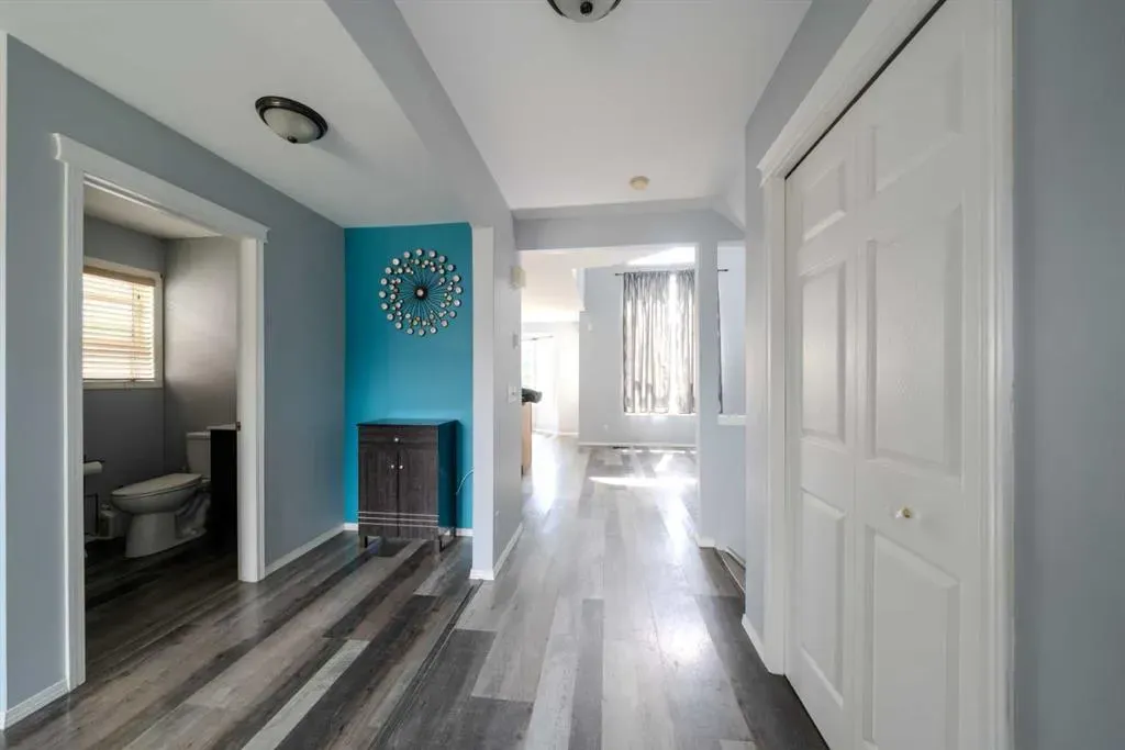61 Everstone Avenue SW