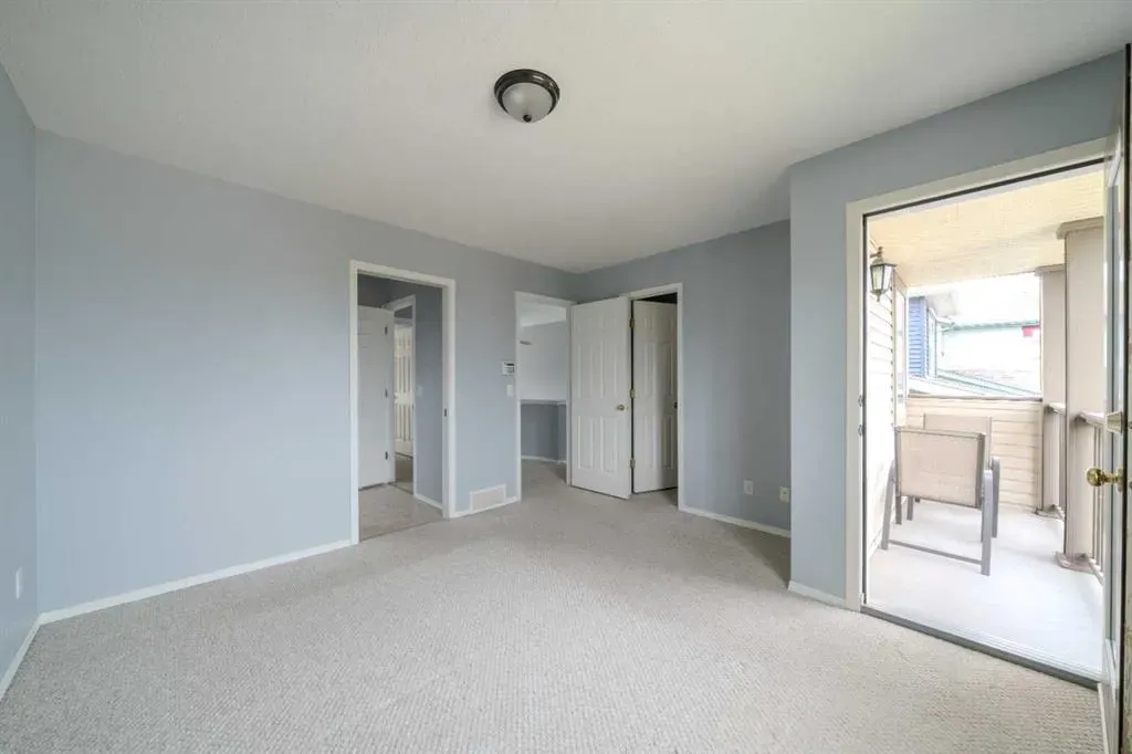 61 Everstone Avenue SW