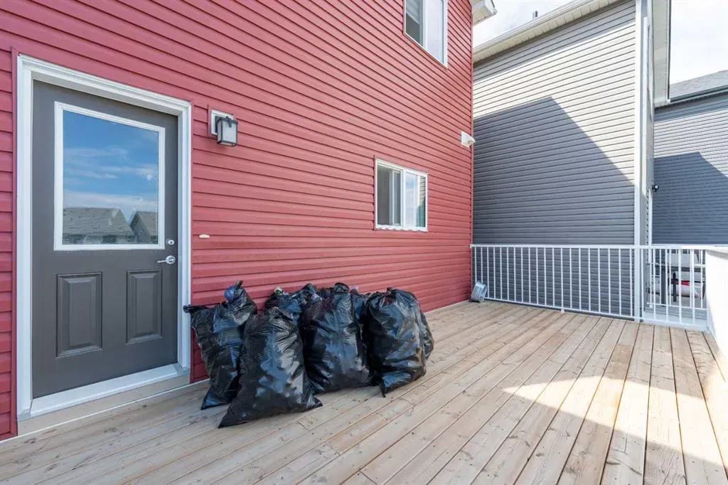 28 Sage Hill Crescent NW