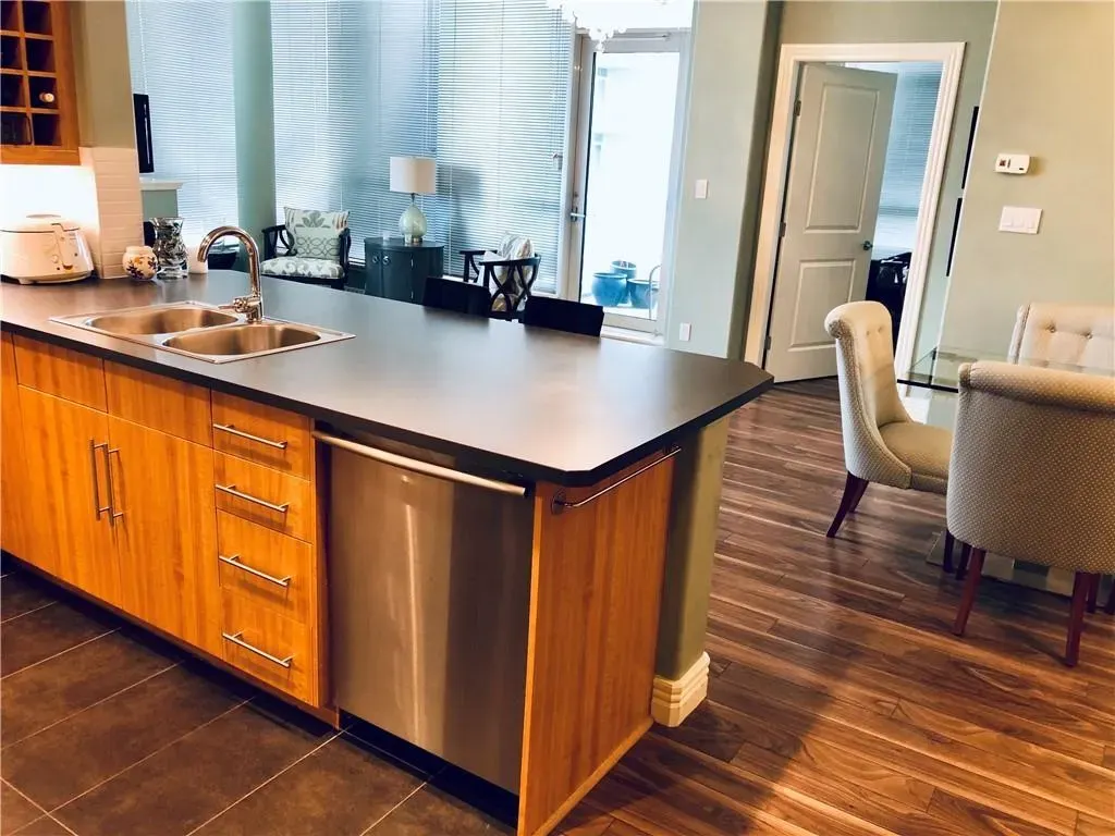 55 Spruce Place SW, #1203