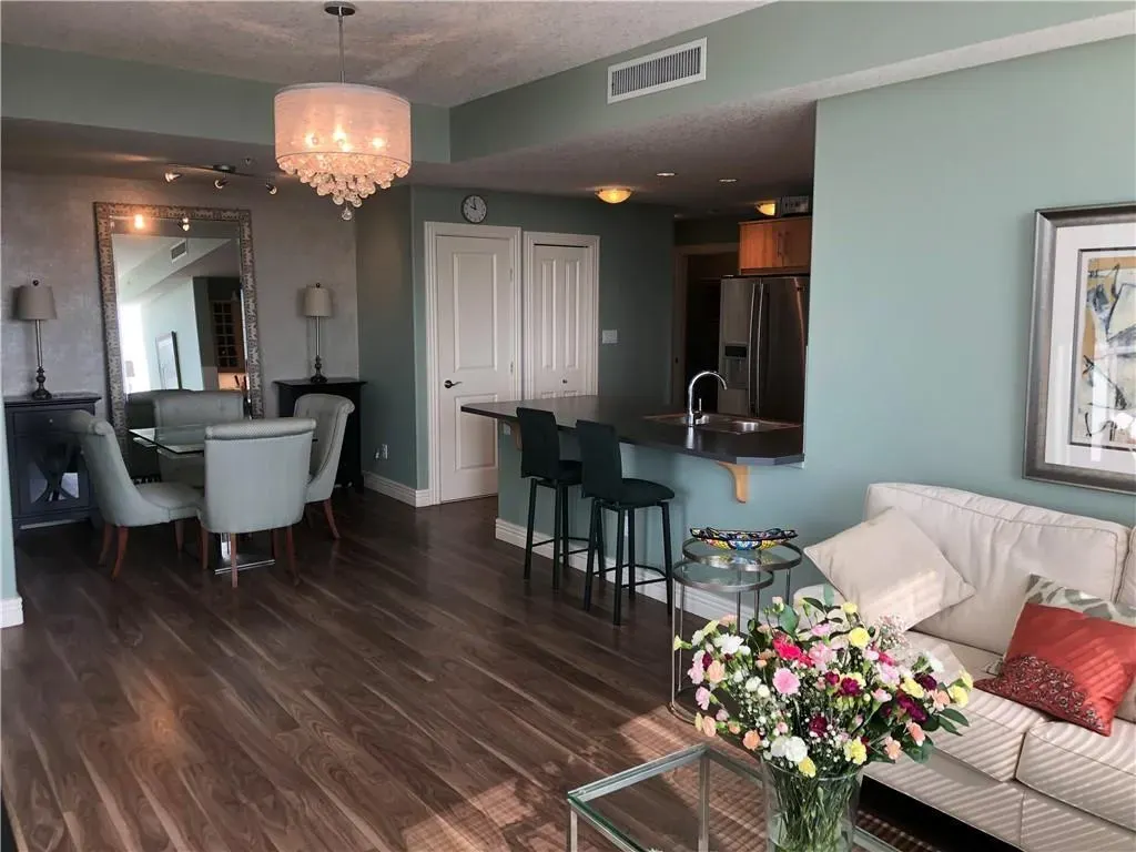 55 Spruce Place SW, #1203