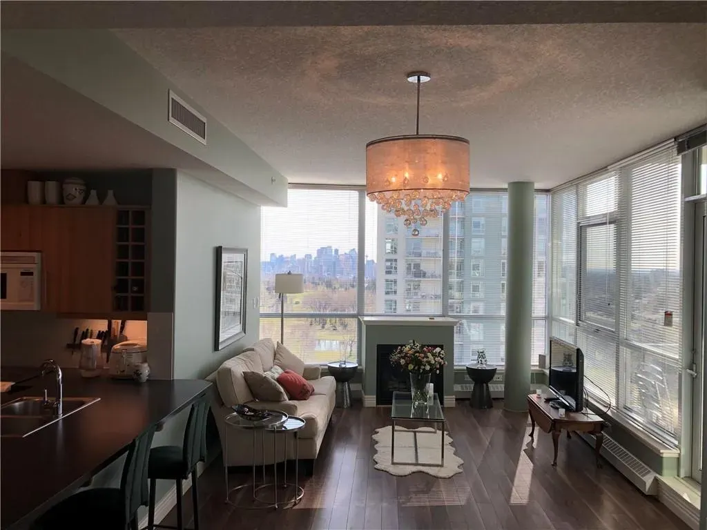 55 Spruce Place SW, #1203