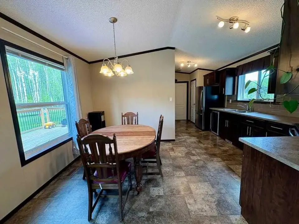 21553 Township Road 703