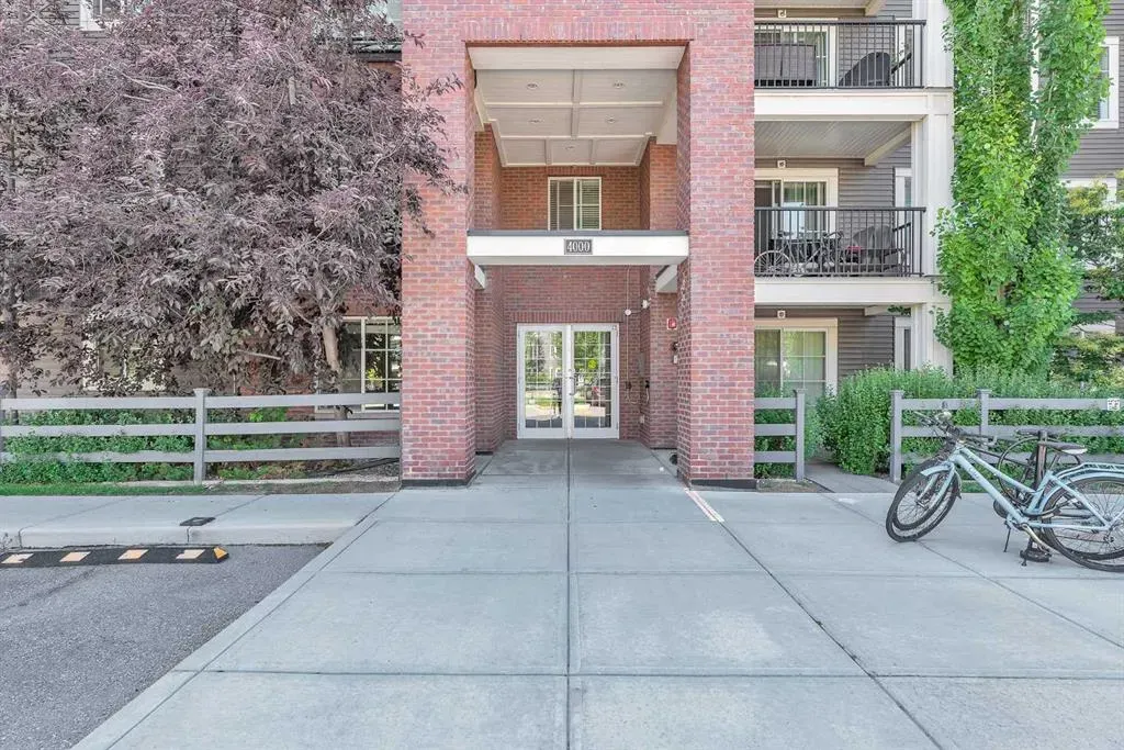99 Copperstone Park SE, #4106