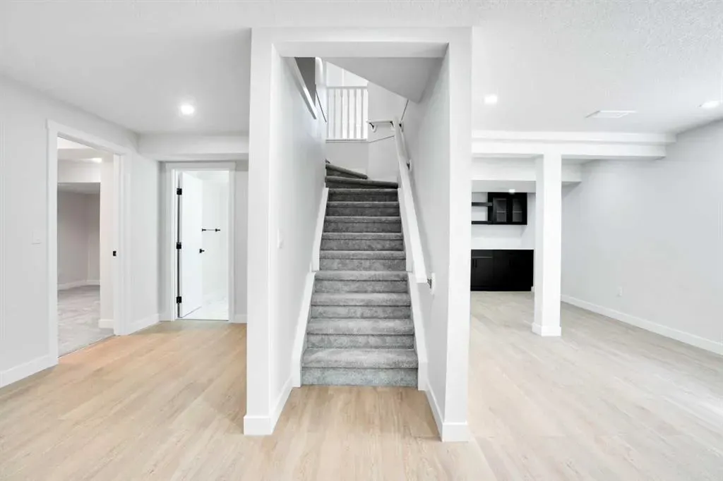 20 Chaparral Drive SE