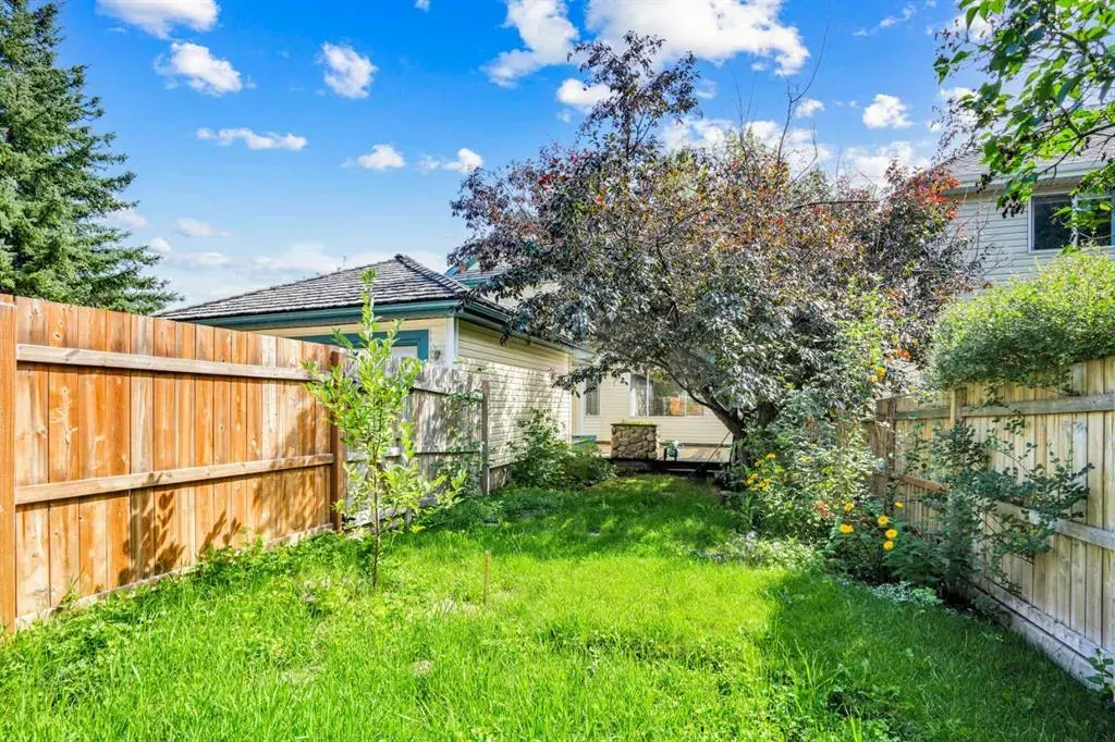 20 Chaparral Drive SE