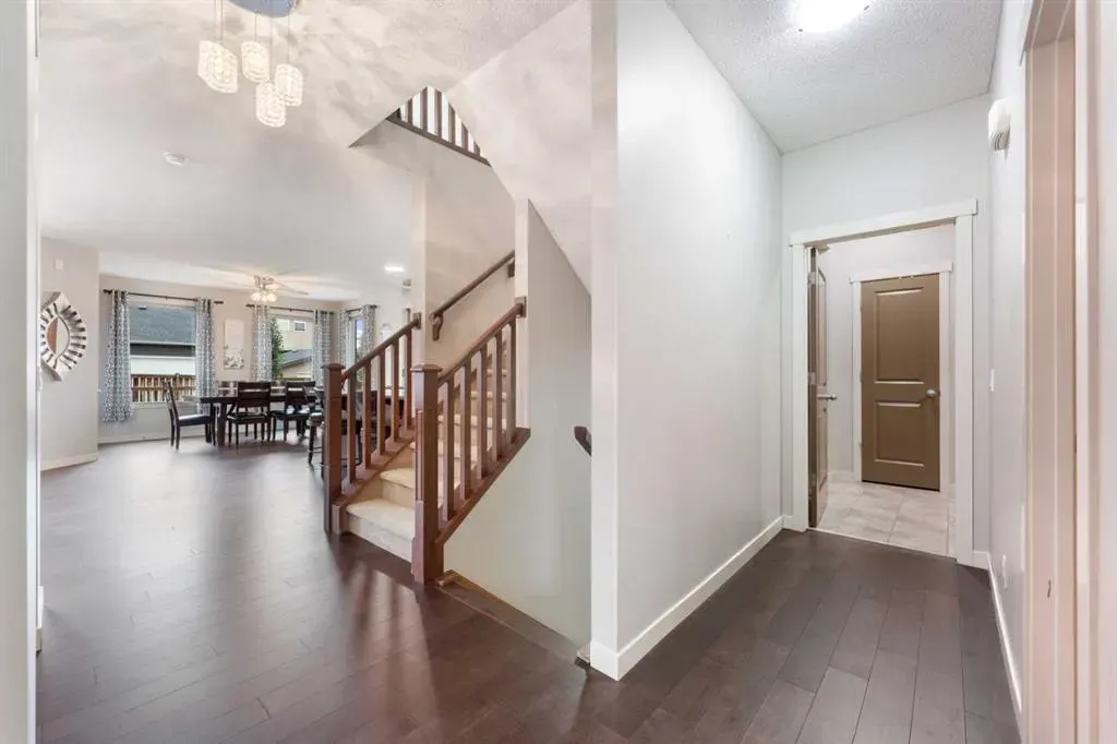 7 Westridge Green