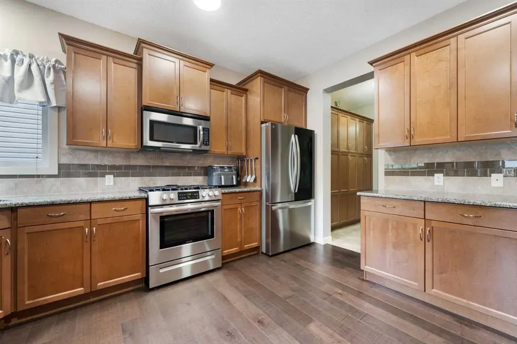7 Westridge Green