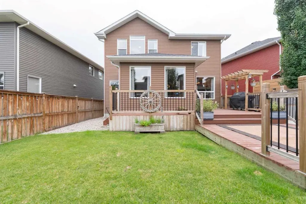 7 Westridge Green