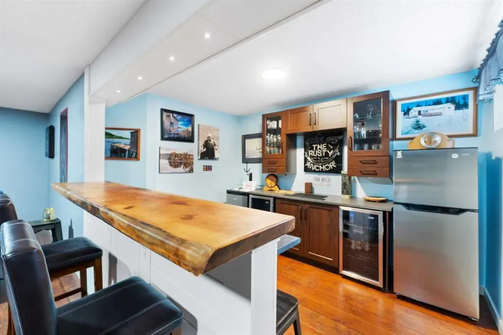 7 Westridge Green