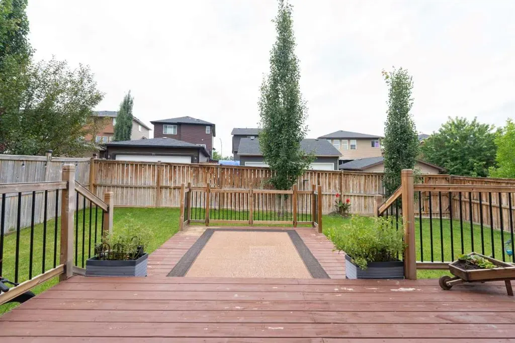 7 Westridge Green