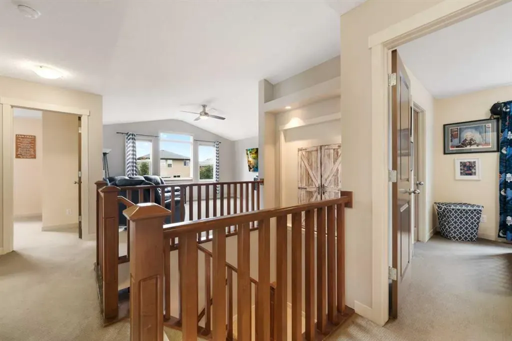 7 Westridge Green