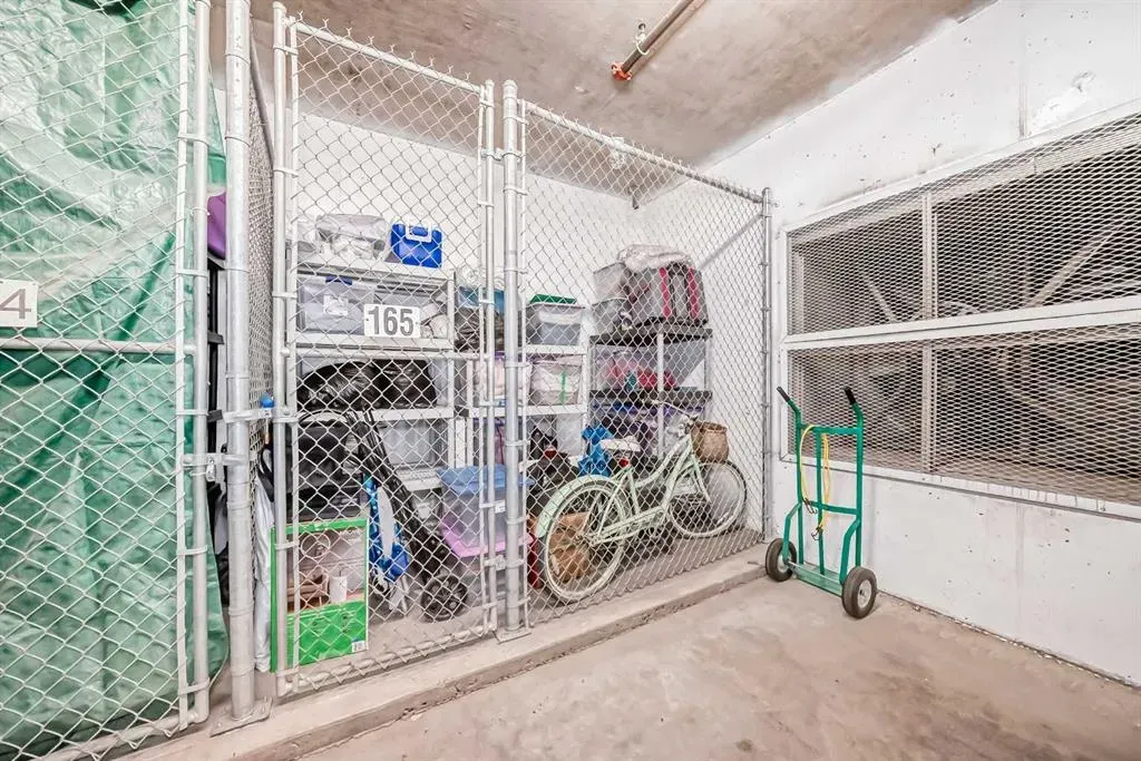 1005B Westmount Drive, #314