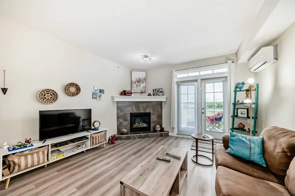 1005B Westmount Drive, #314