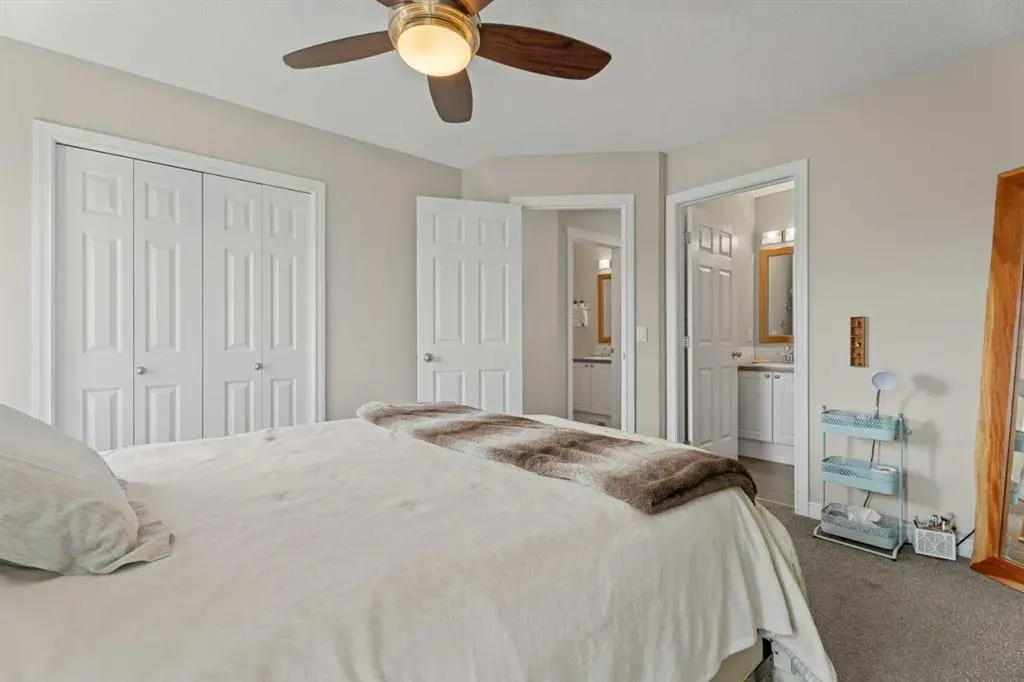 26 Crystal Shores Crescent