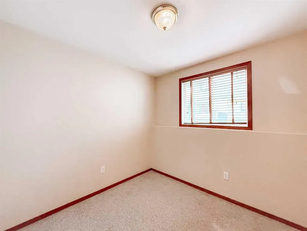 1006 3 Avenue, #3