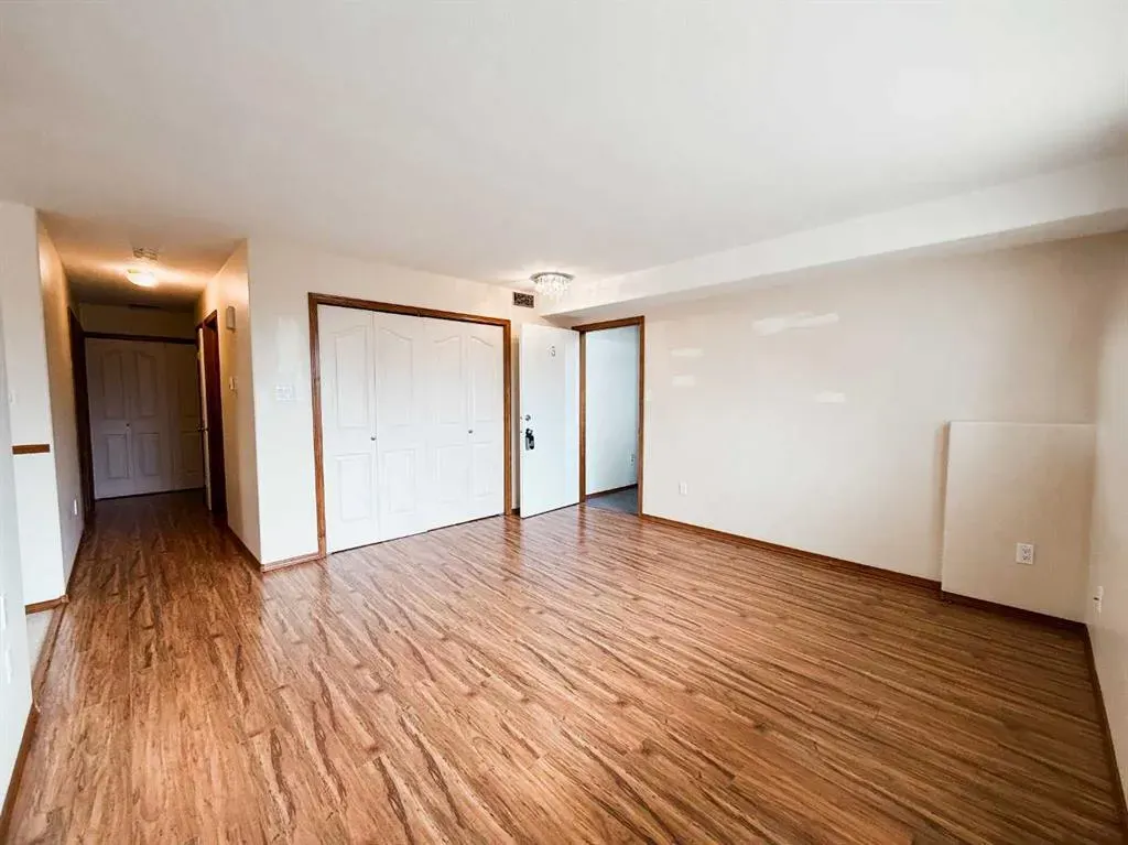 1006 3 Avenue, #3