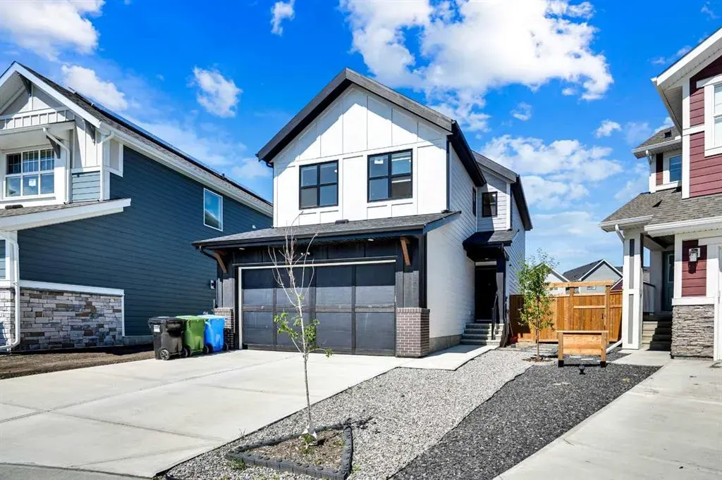 38 Magnolia Court SE
