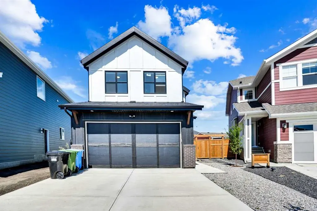 38 Magnolia Court SE