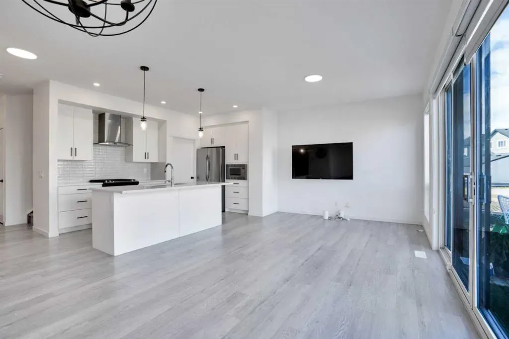 38 Magnolia Court SE