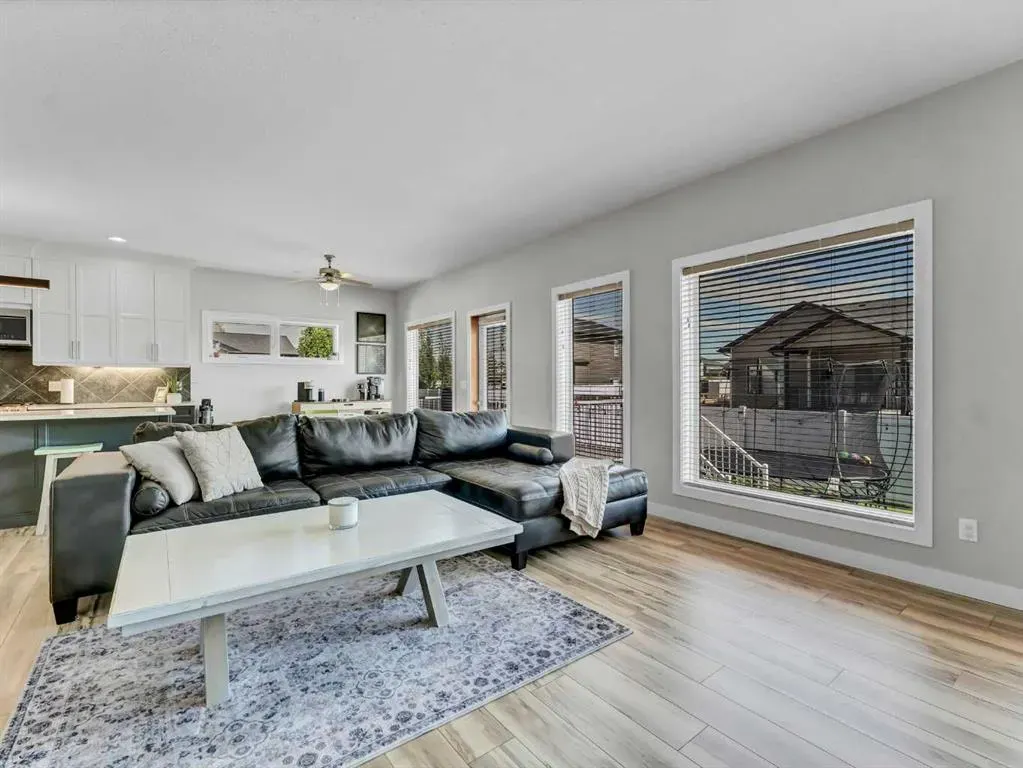 49 Vista Road SE