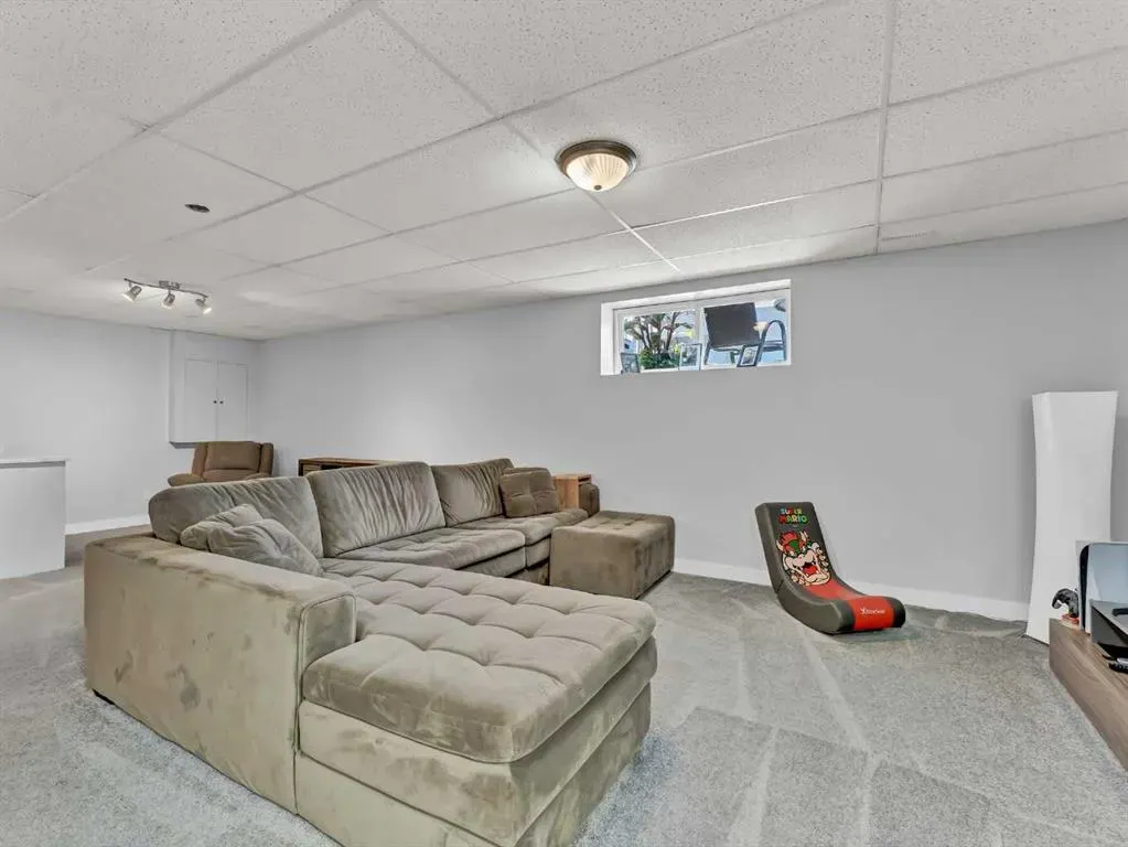 49 Vista Road SE