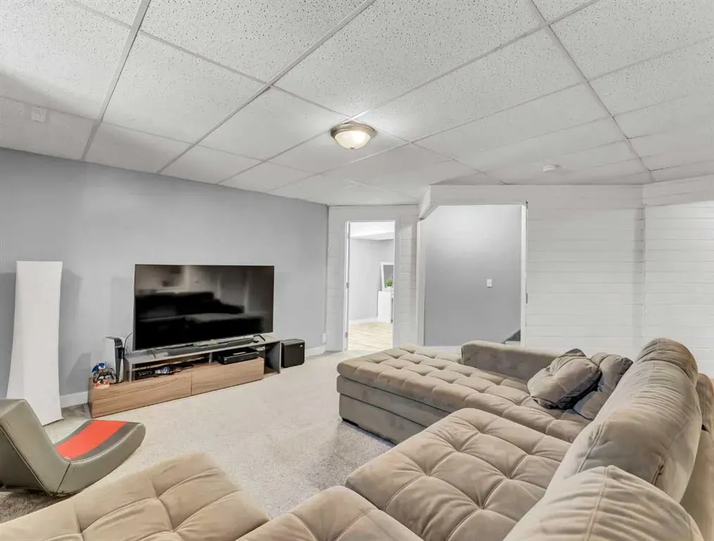 49 Vista Road SE