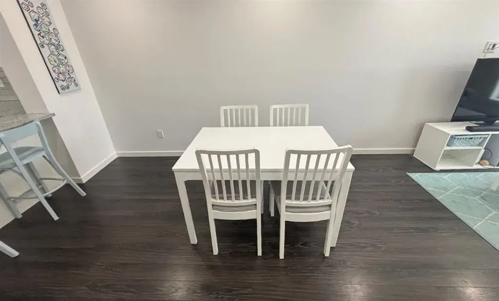 2400 Ravenswood View SE, #1513