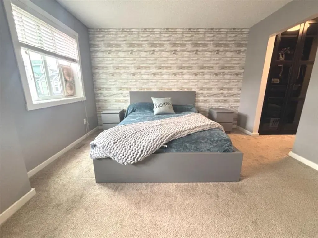 2400 Ravenswood View SE, #1513