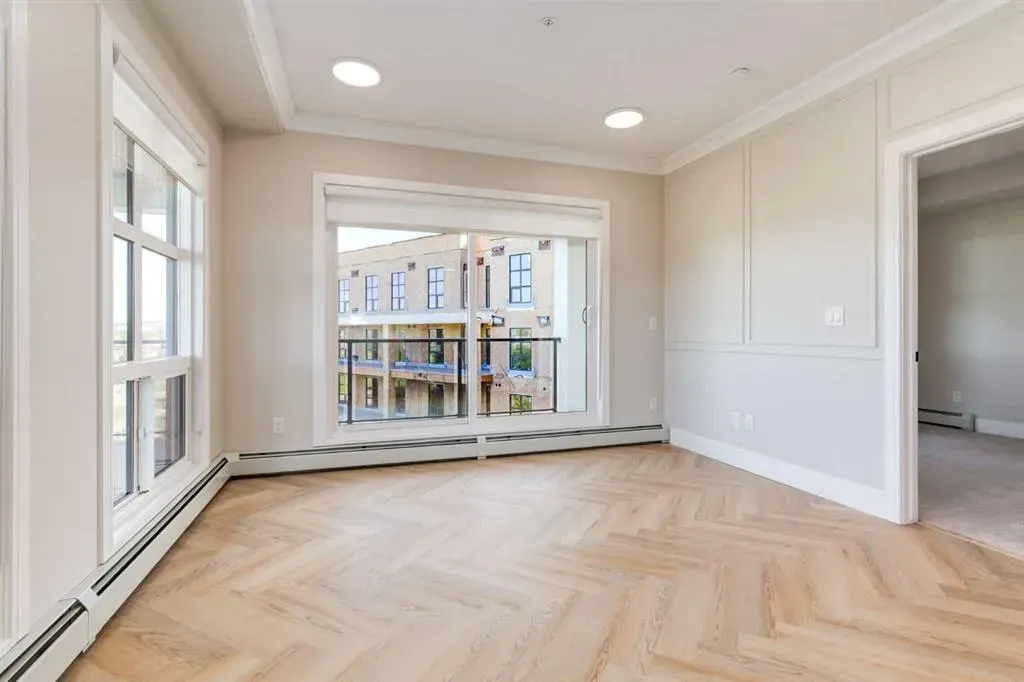 330 Dieppe Drive SW, #302