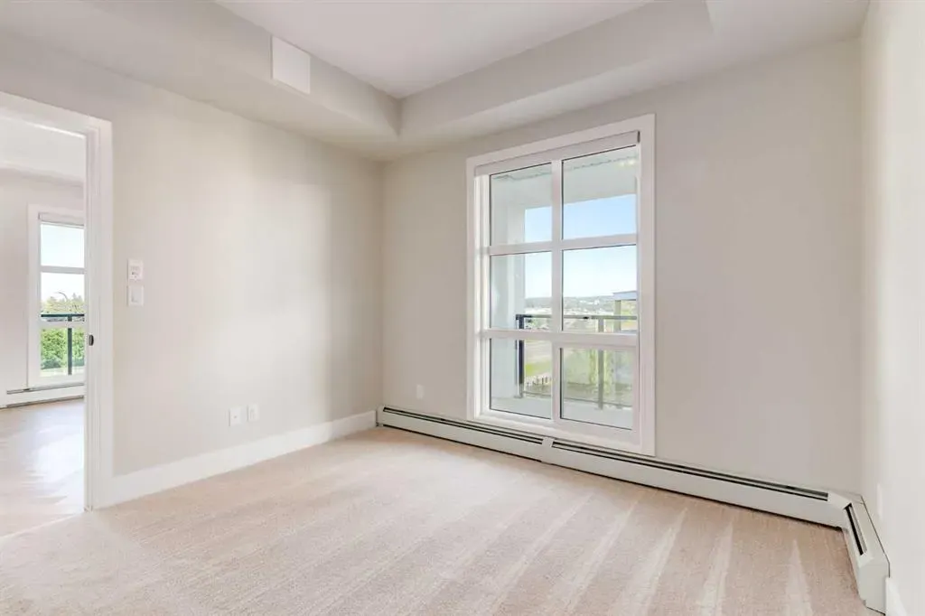 330 Dieppe Drive SW, #302