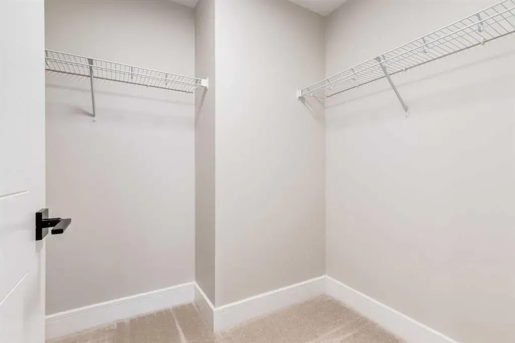 330 Dieppe Drive SW, #302