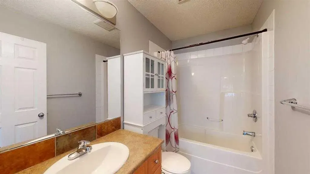 334 Grosbeak Way
