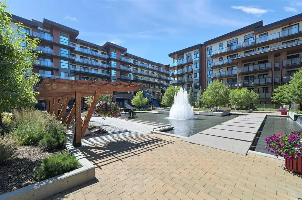 11 Mahogany Circle SE, #401