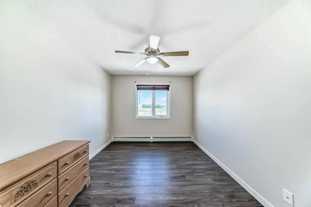 1010 Railway Street, #312