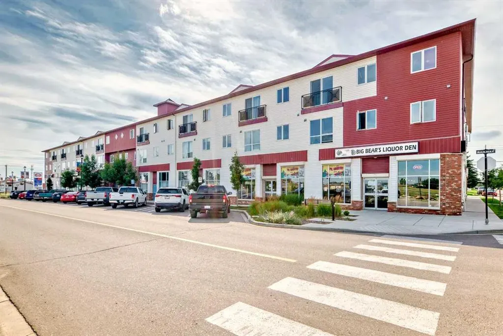 1010 Railway Street, #312