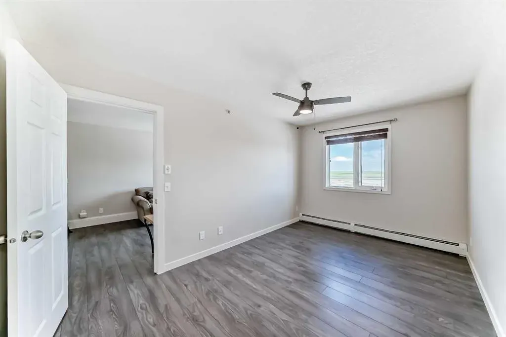 1010 Railway Street, #312