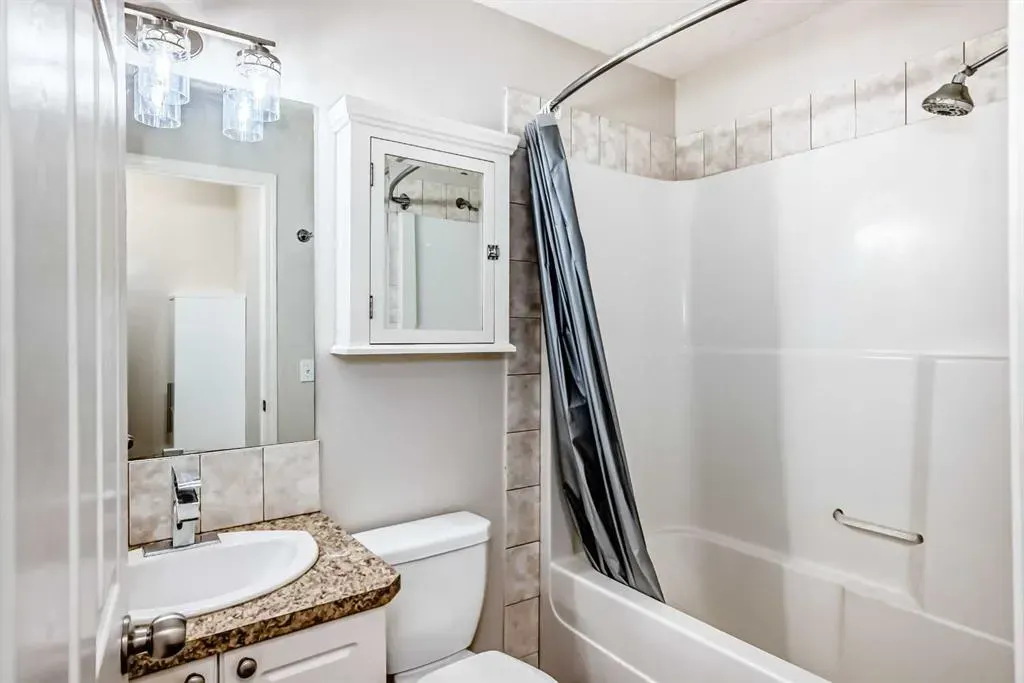 1010 Railway Street, #312