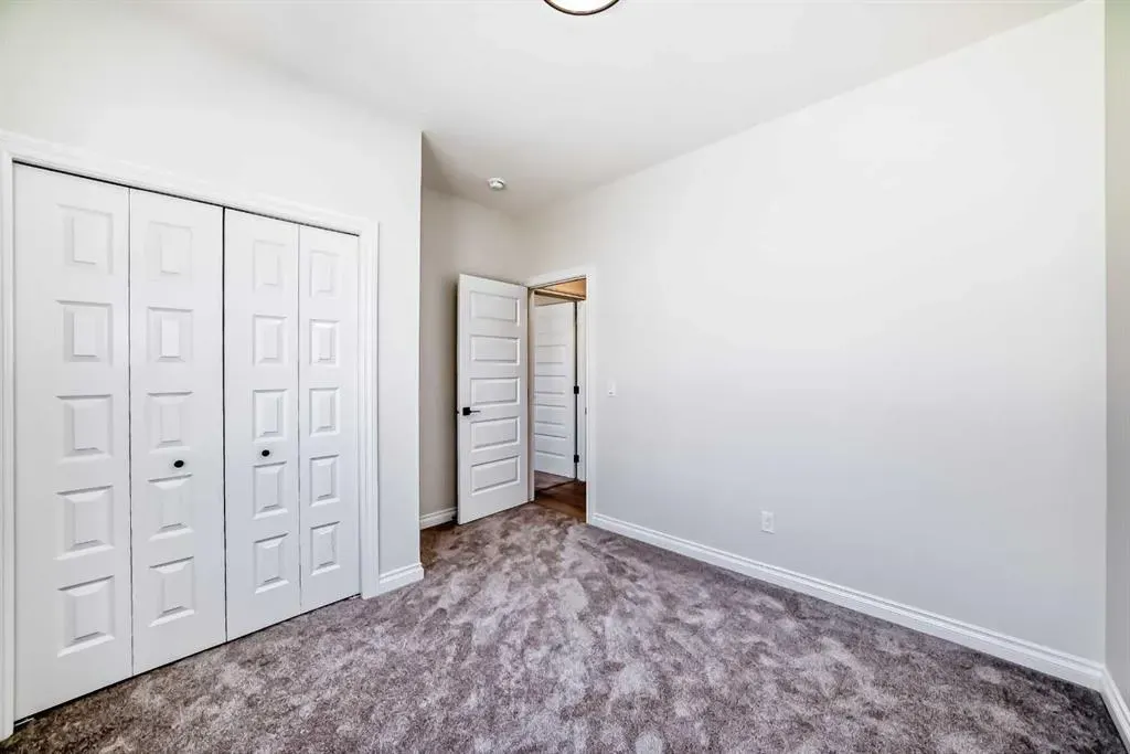 375 Homestead Grove NE