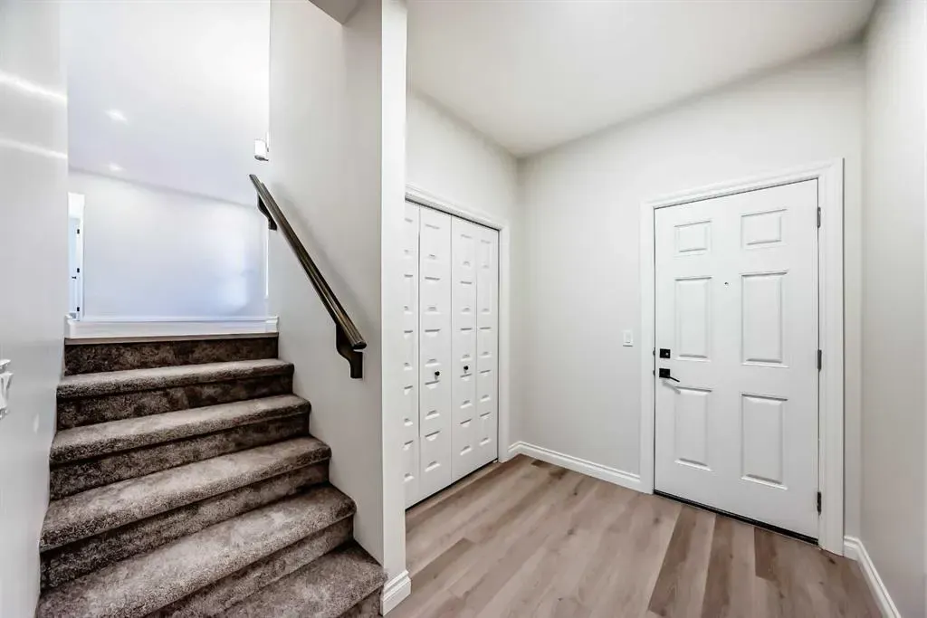 375 Homestead Grove NE