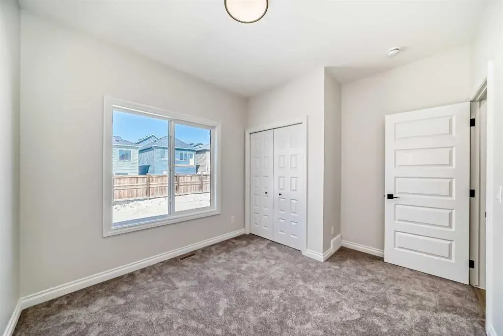 375 Homestead Grove NE